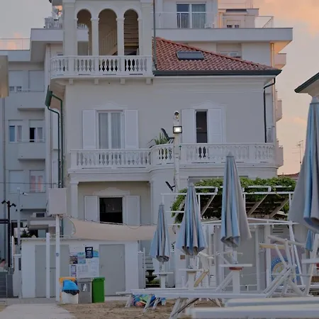 Villa La Torretta Luxury B&B - Adults Only --3